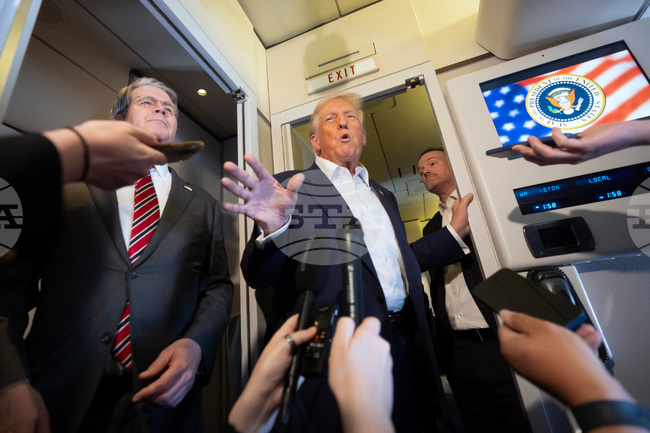 APTOPIX US Japan Trump