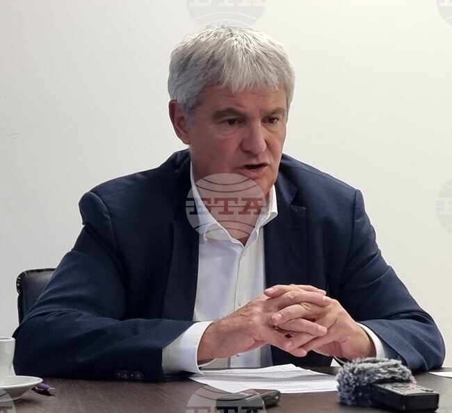 КНСБ настоява за поне 10 процента увеличение на заплатите в обществените медии и държавни агенции от 1 януари