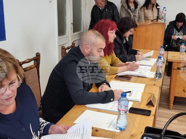 Съветниците в Бобов дол решиха да монтират камери за видео наблюдение на сметището в с. Паничарово