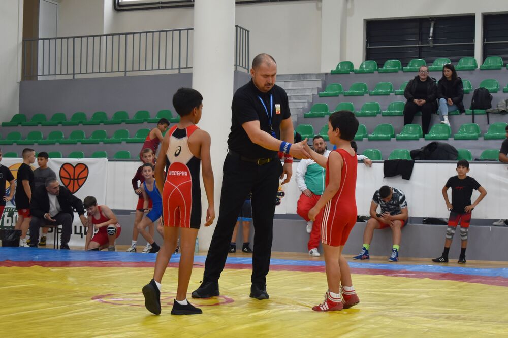 Община Разград: Над 70 млади състезатели участваха в Национален турнир по свободна борба, организиран от Областен клуб „Спорт в училище“-Разград