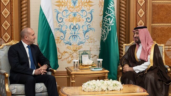 President Radev Confers with Saudi Crown Prince, Holds Meeting with Bulgarian Community in Riyadh
