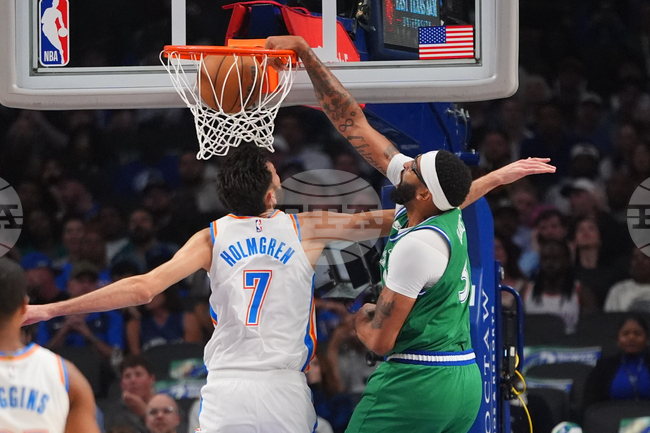 Далас е готов да проучи опциите за размяна на Антъни Дейвис