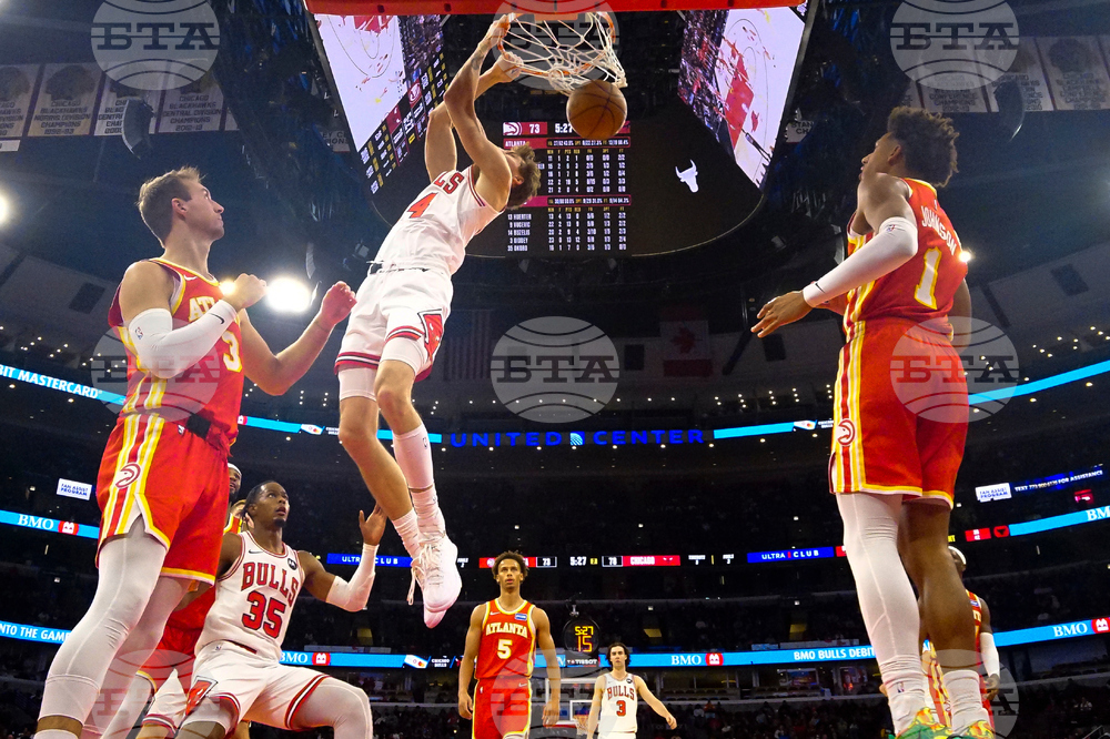 Hawks Bulls Basketball