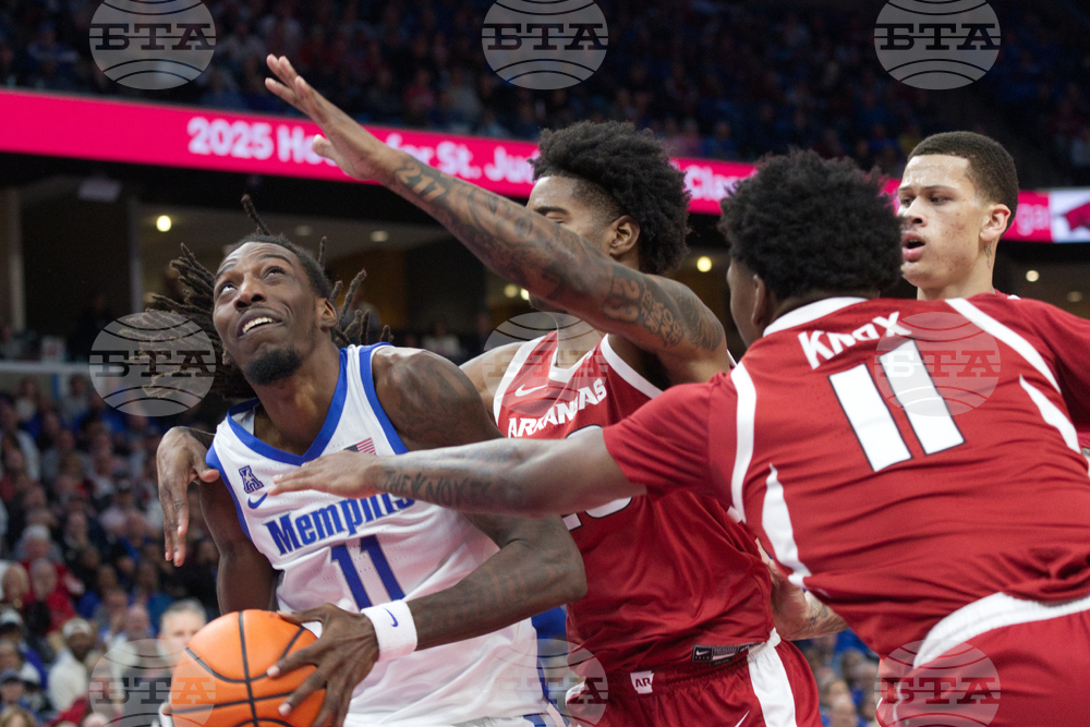 Arkansas Memphis Basketball