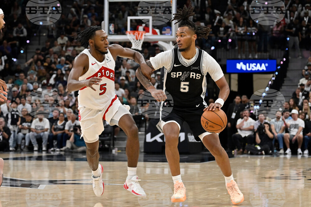 Raptors Spurs Basketball
