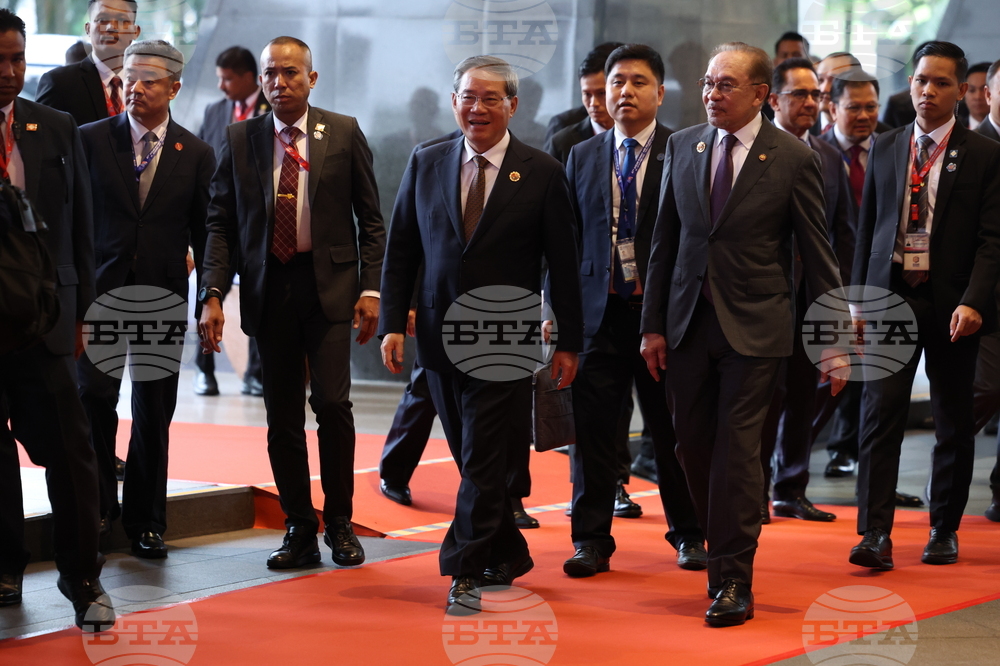 Китай подписа разширено споразумение за зона за свободна търговия с АСЕАН 