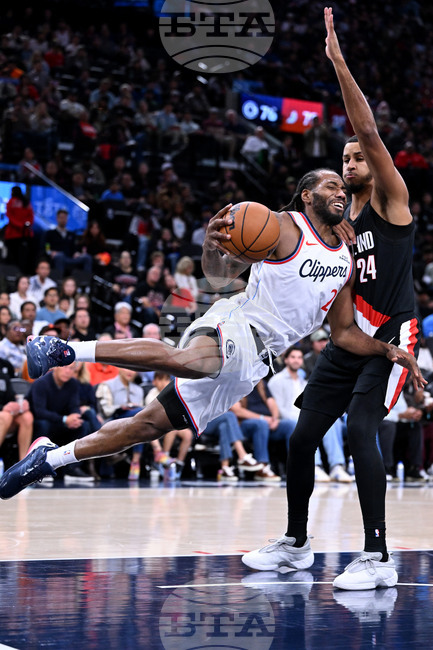 APTOPIX Trail Blazers Clippers Basketball