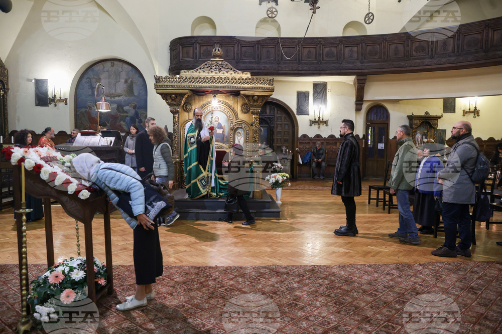 Храм „Св. мчца Параскева“ - Патриаршеска св. литургия