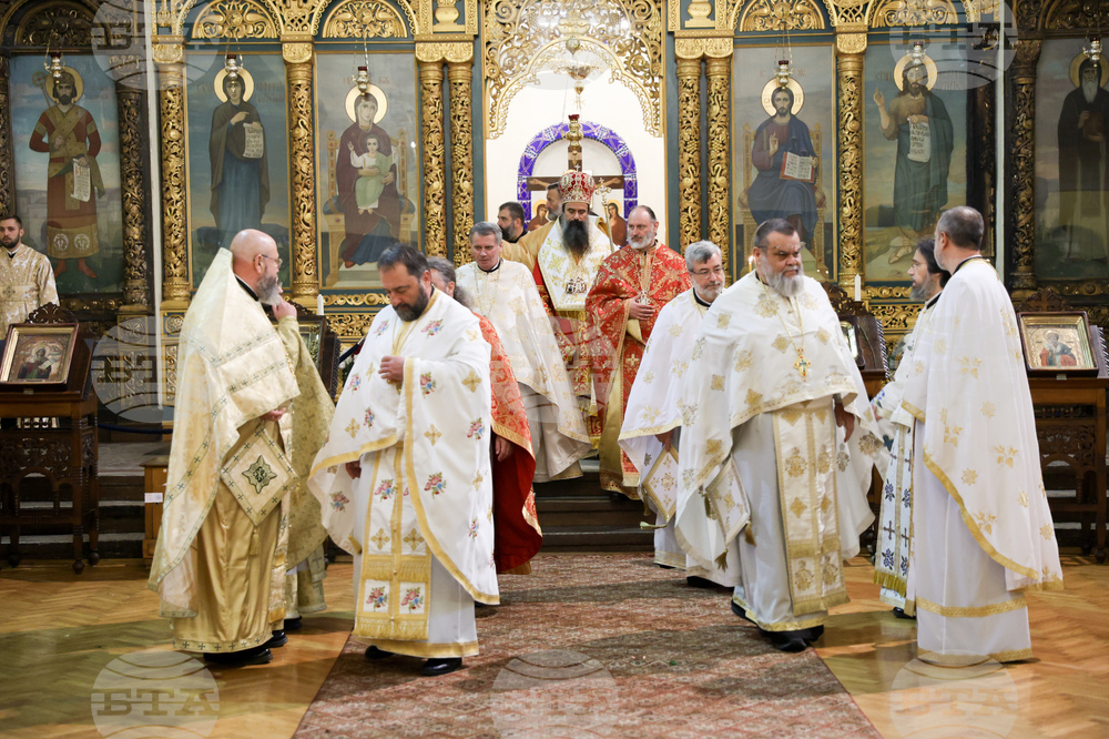 Храм „Св. мчца Параскева“ - Патриаршеска св. литургия