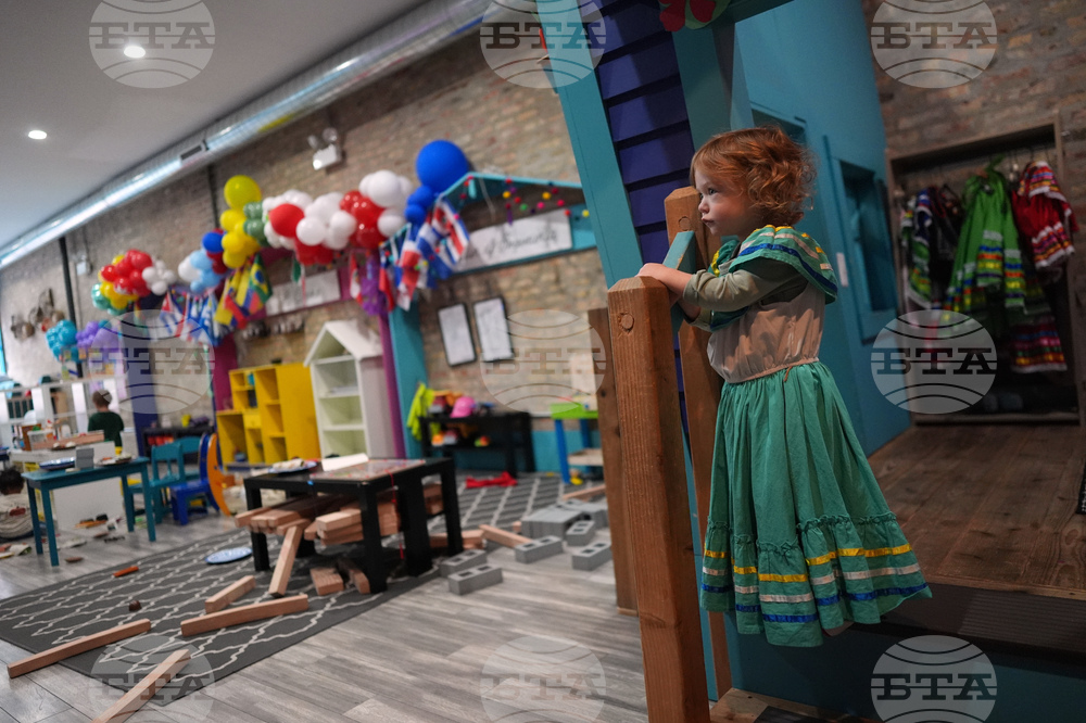 Federal Enforcement Chicago School Photo Essay