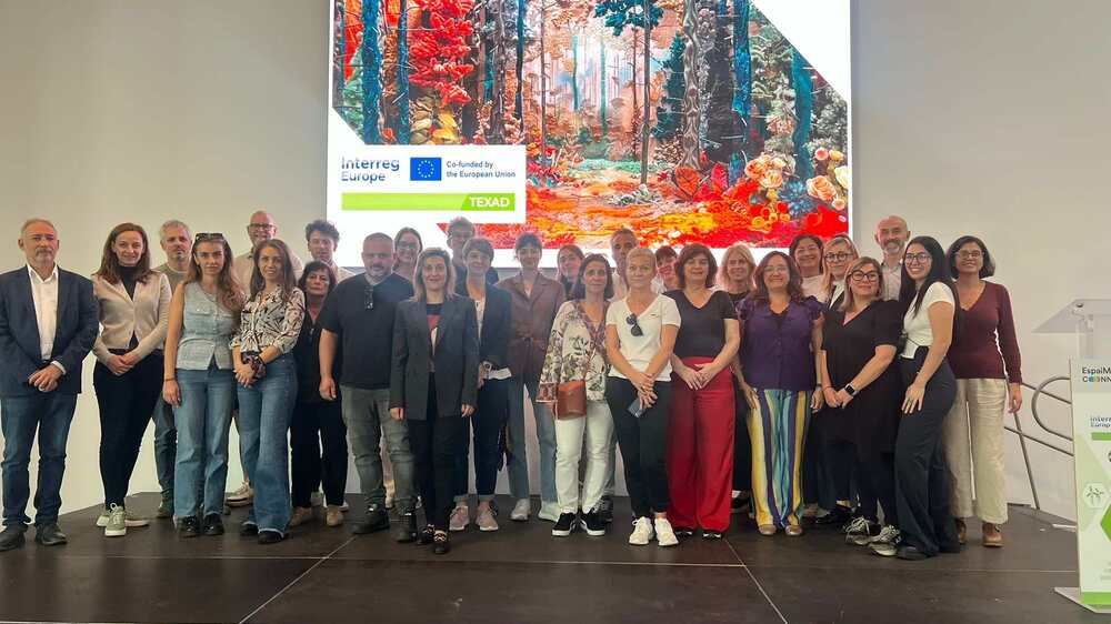 Община Стара Загора: Как се прилагат добри практики за устойчиви решения за текстилни отпадъци, видяха експерти от Община Стара Загора