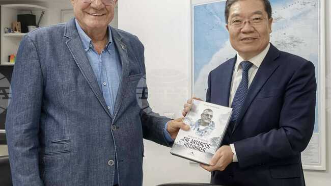 В Националния център за полярни изследвания към Софийския университет се състоя среща с делегация от Китай 