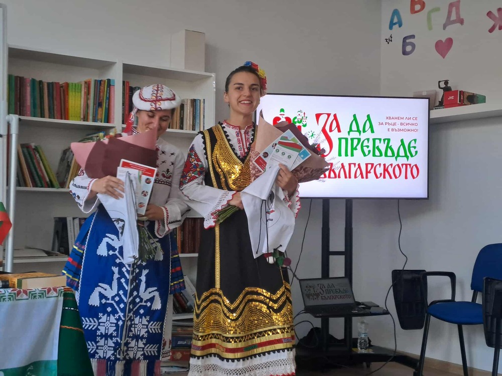 Възпитанички на школата „Средногорци“ в Пирдоп гостуваха на Българското училище „Дора Габе“ в Краков, Полша