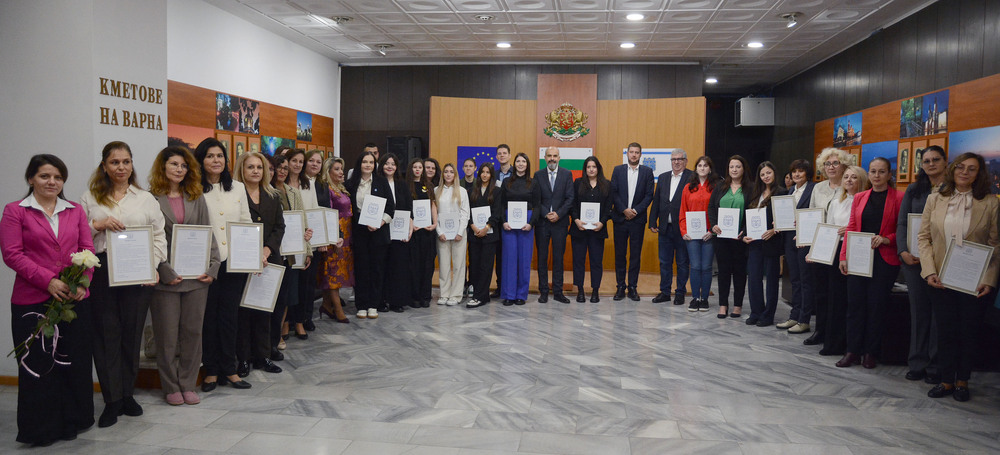 Община Варна присъди наградата „Млад учител“ 2025 на 17 преподаватели от варненски училища и детски градини 