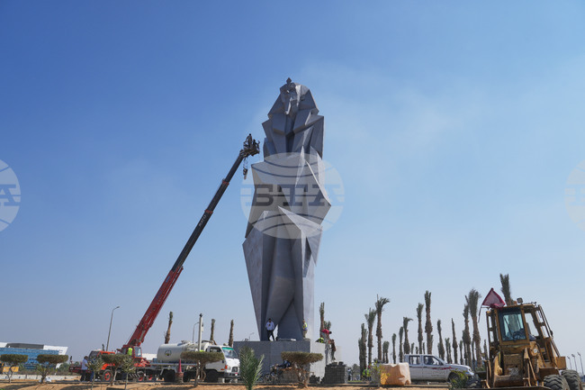 Кайро се надява Големият египетски музей в близост до пирамидите да ускори възраждането на туризма в страната