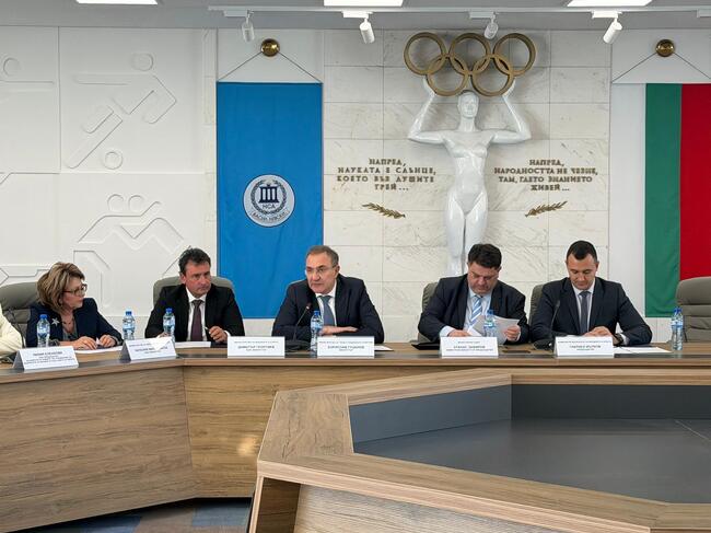 Министър Гуцанов на кръгла маса „Детство без насилие“: Държавата трябва решително да се намеси