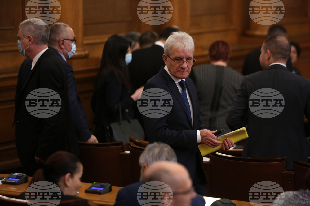 Парламент - заседание - Рамадан Аталай