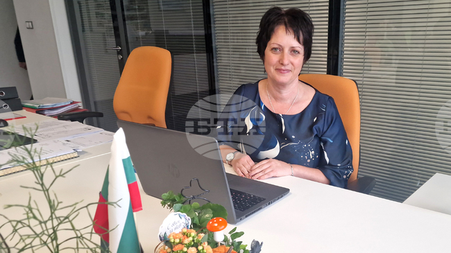 Добри практики от професионалното си развитие в САЩ прилага в работата си в родината Петя Неделчева от Търговище