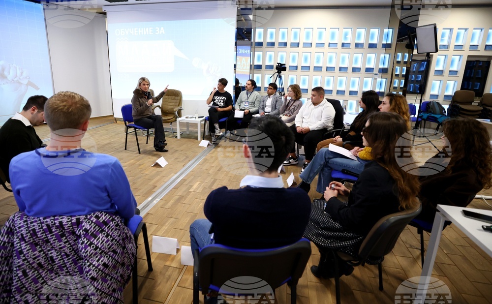 Българска телеграфна агенция - Европейски парламент - обучение за млади журналисти - Модул: Европейският съюз в превод: как разказваме за Европа на достъпен език? - Среща с Десислава Минчева