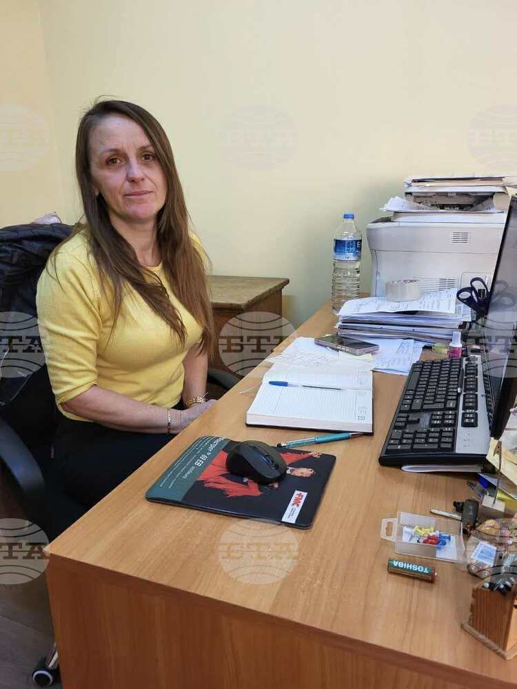 Читалище "Христо Ботев 1925" в Самуил вече век изпълнява мисията си на център на духовността и културата, каза за БТА секретарят Селиме Феим