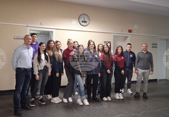 Ученици от Монтана посетиха Районния съд в града и разговаряха със съдия и прокурор