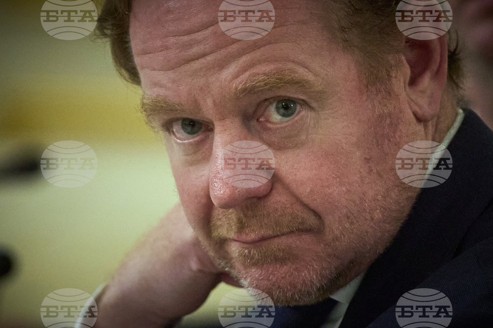 АНП: Нидерландският министър по въпросите на убежището Давид ван Вел удължава граничния контрол с шест месеца