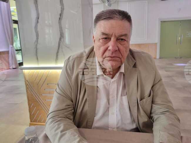 Има недостиг на учители по гражданско образование, университетите трябва да разкрият такива бакалавърски програми, смята доц. д-р Здравко Попов