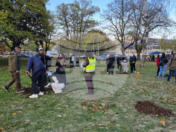 Враца - алея на будителите