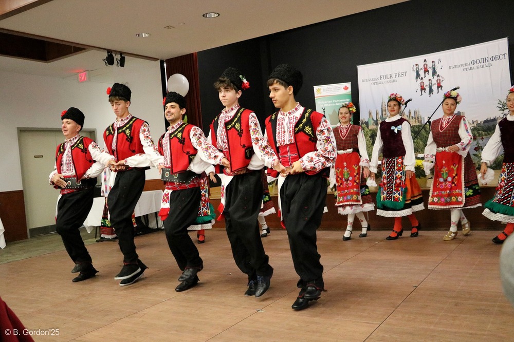 Канада - Отава - Български фолклорен фестивал
