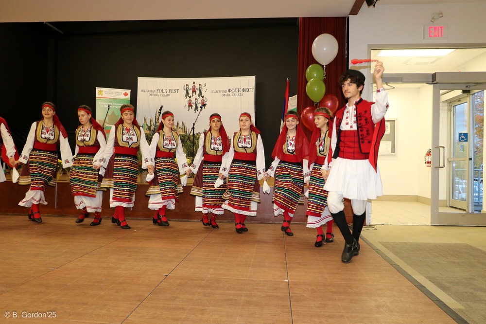 Канада - Отава - Български фолклорен фестивал