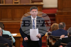 Парламент - заседание - Николай Дренчев