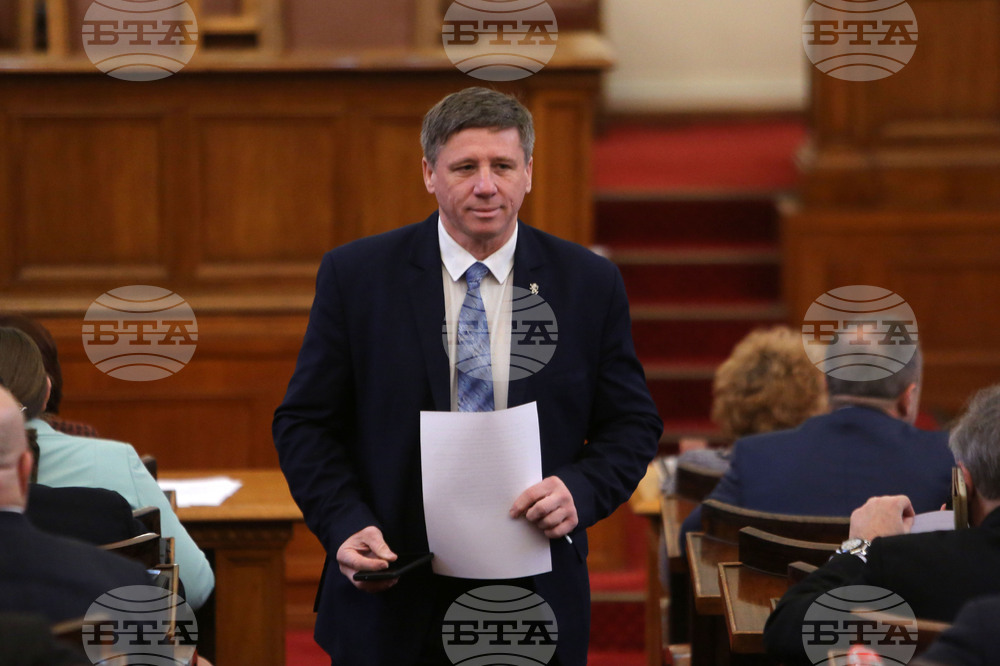 Парламент - заседание - Николай Дренчев