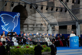 Italy Pope Peace Meeting