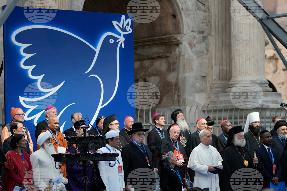 Italy Pope Peace Meeting