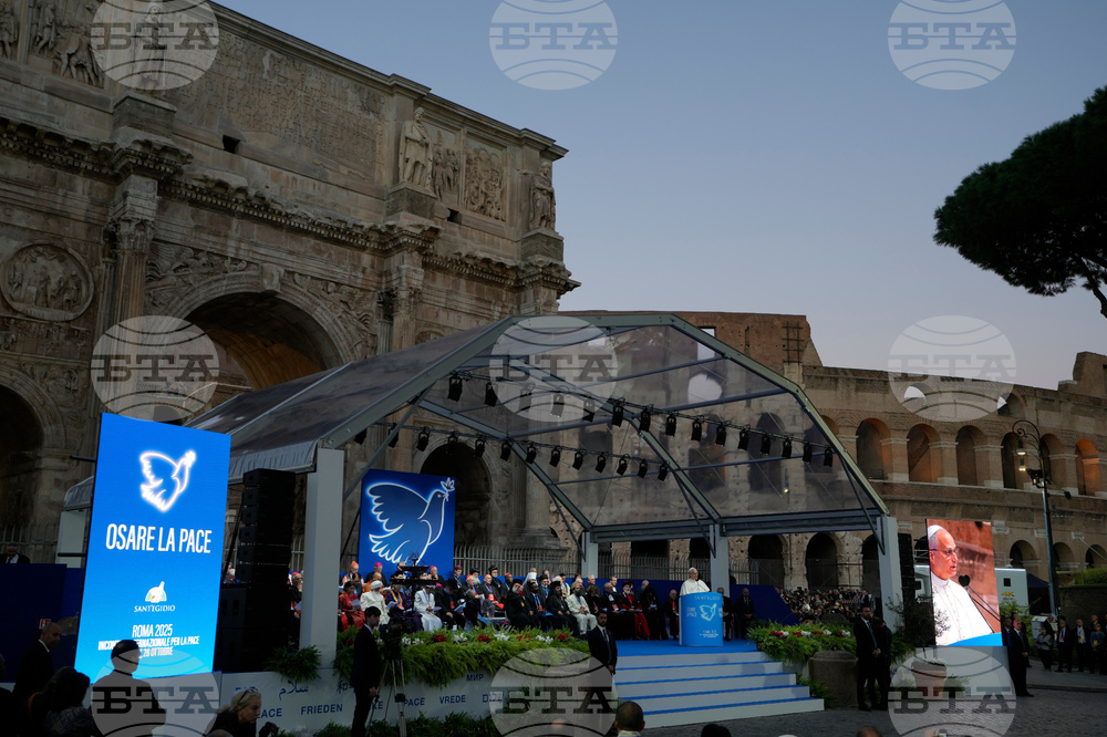 Italy Pope Peace Meeting