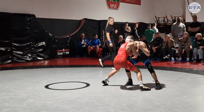 Осем състезатели от германски клуб Аделхаузен са в Перник за съвместни борби