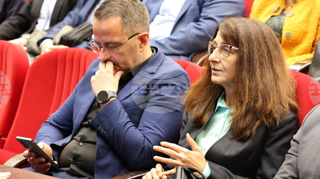 Националната агенция за оценяване и акредитация връчи първите си отличия за добри практики "Наука - висше образование - бизнес и общество"