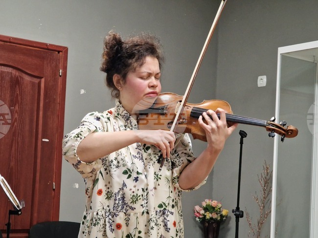 Свищов - роман „Вестоносец от бъдещето“ - представяне