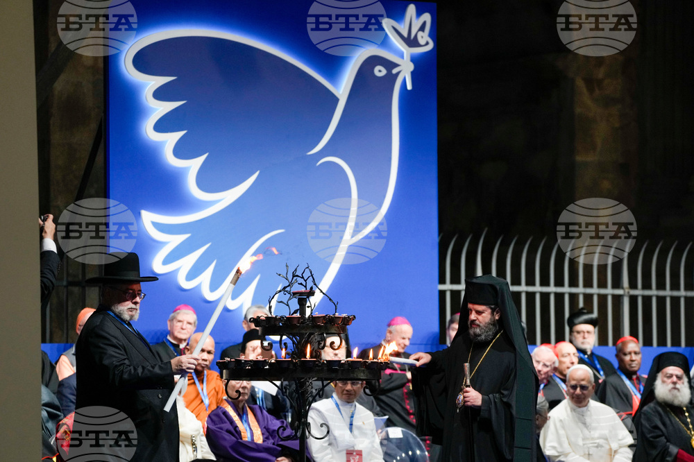 Italy Pope Peace Meeting