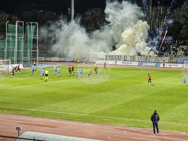 Локомотив (Пловдив) се класира за осминафиналите в турнира за Купата на България след обрат в продълженията срещу Дунав в Русе 