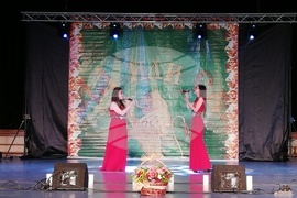 Габрово - ансамбъл "Чинари" - спектакъл