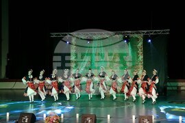 Габрово - ансамбъл "Чинари" - спектакъл