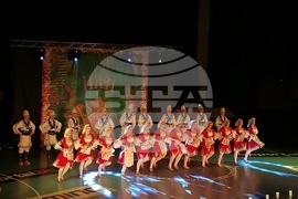 Габрово - ансамбъл "Чинари" - спектакъл