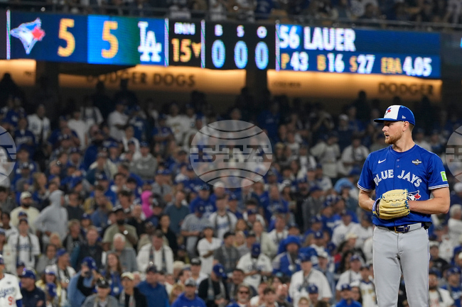 CORRECTION World Series Blue Jays Dodgers Baseball