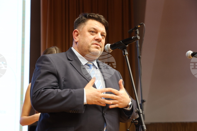 Government Balances Best of Left- and Right-Wing Policies, 2026 Budget Proves It, Deputy PM Zafirov Says