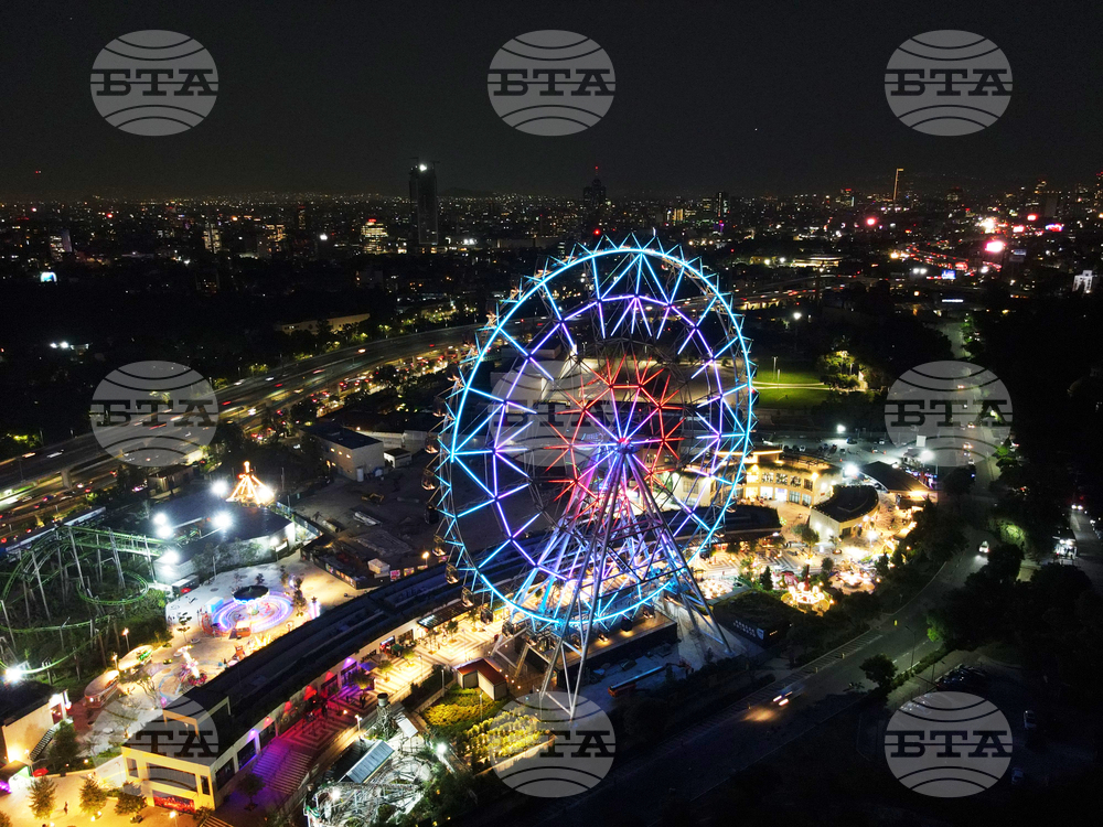 CORRECTION Mexico Ferris Wheel