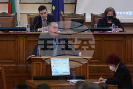Парламент - заседание - Георги Михайлов