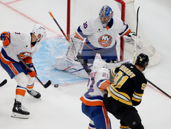 Islanders Bruins Hockey