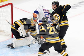 Islanders Bruins Hockey