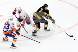 Islanders Bruins Hockey